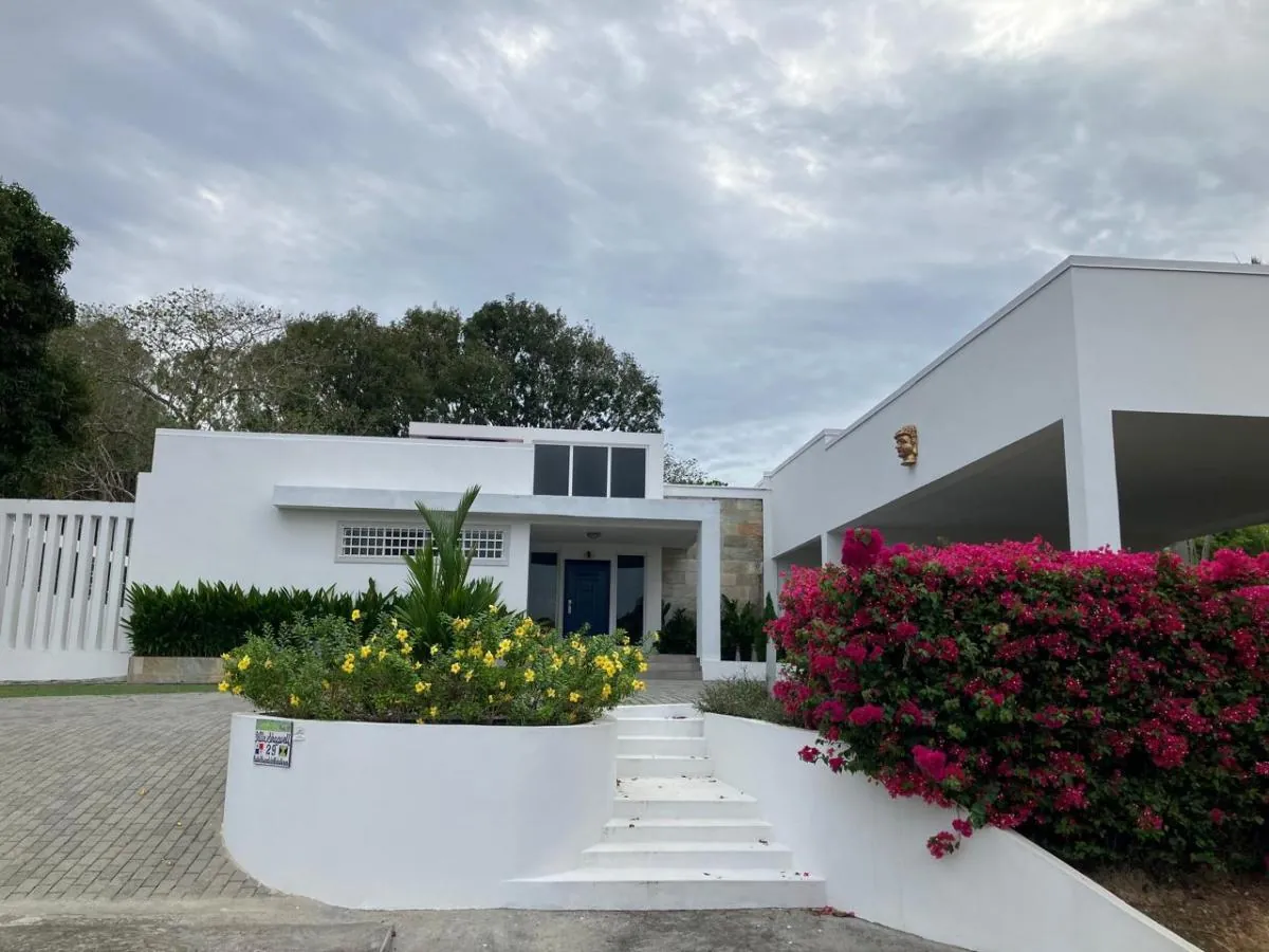 Coronado Golf Club, Coronado — fotografía 1 publicada por A Plus Real Estate Company, S.A.