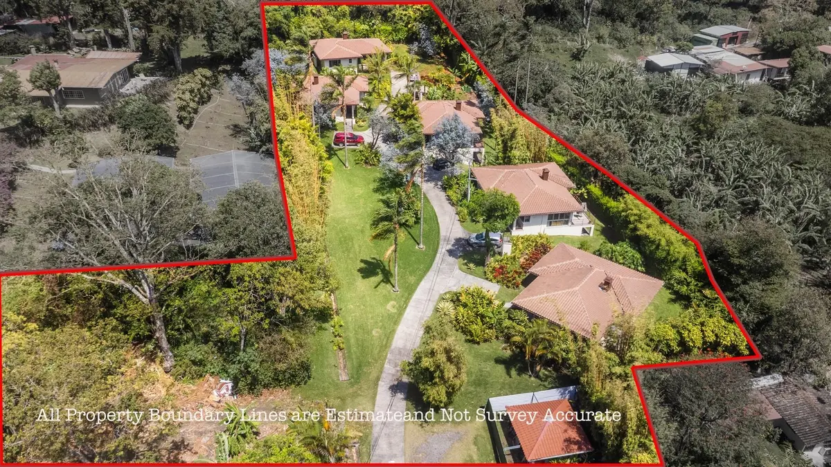 Boquete Gardens Investments, Boquete — photograph 1, courtesy of Inside Panama Real Estate Corp